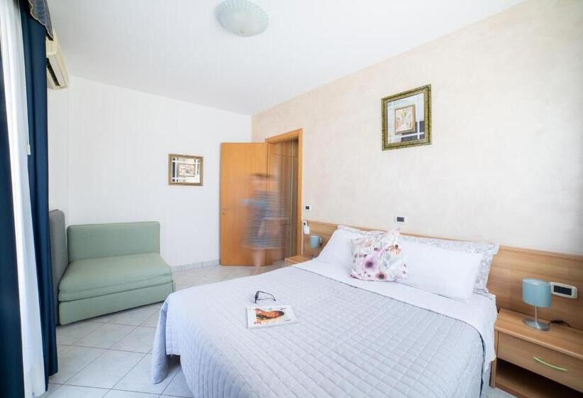 סוויטה עם מרפסת, Casa Merano Residence & Ristorante Bibione Centro