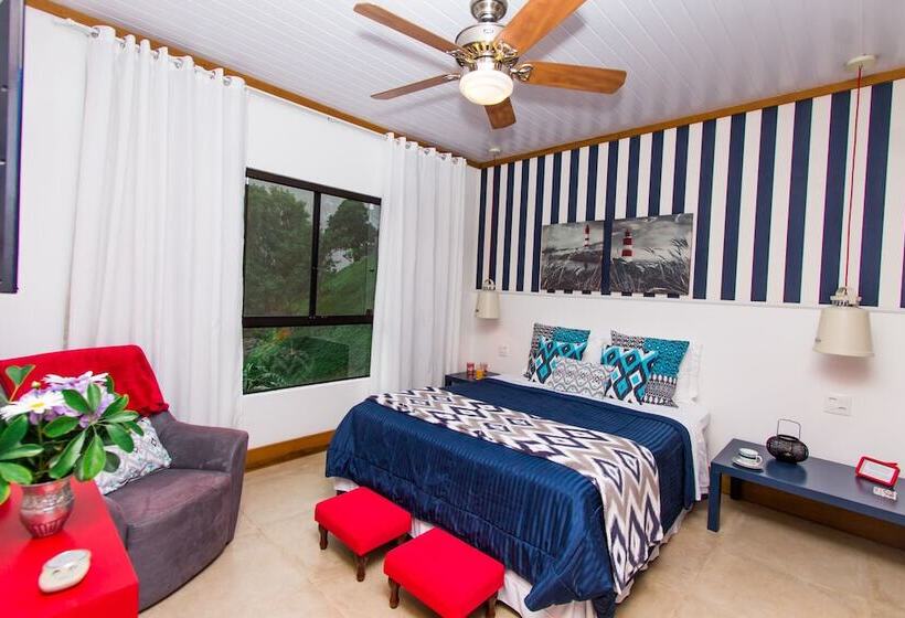 کلبه ییلاقی, Pousada Chacara Arace