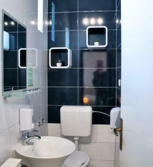اتاق استاندارد, Rooms Fitea