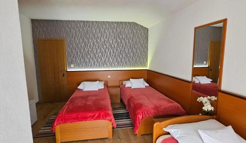 Camera Tripla Classica, Sobe/rooms Riva