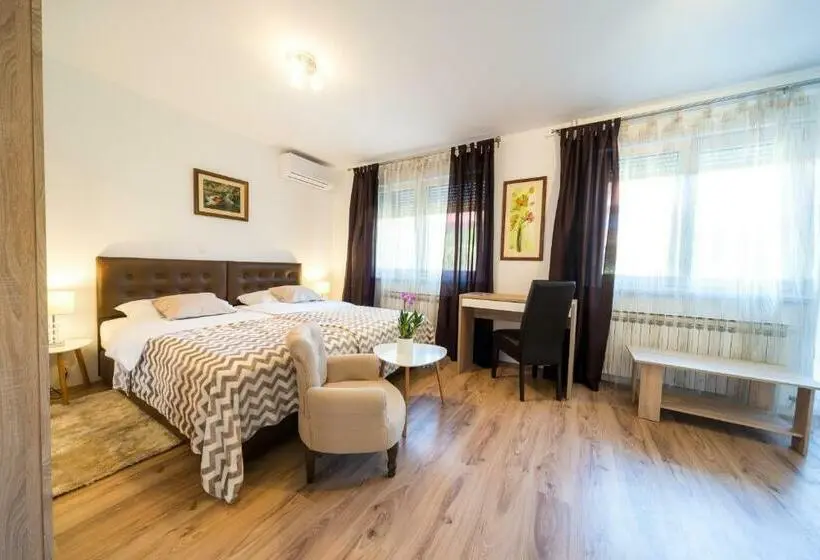 バスタブ付きデラックスルーム, Villa Gradski Vrt
