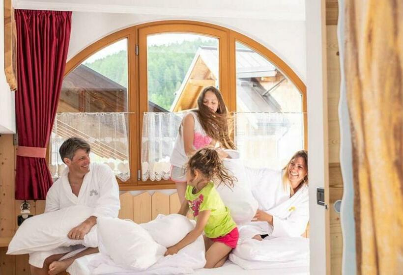 两卧家庭套房, Mytime Hotels La Grotta