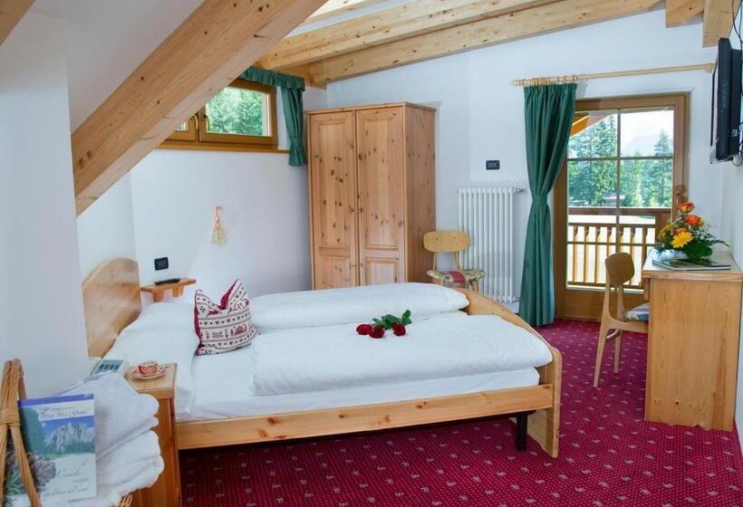 舒适三人间, Mytime Hotels La Grotta