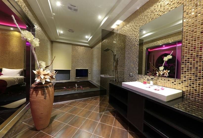 اتاق لوکس, Feifan Boutique Motel