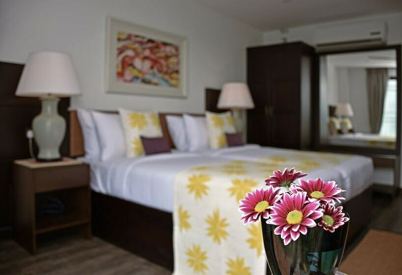 Quarto Deluxe, Fox Kandy