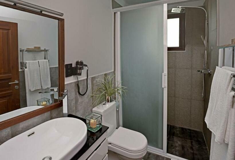 Quarto Deluxe, Fox Kandy