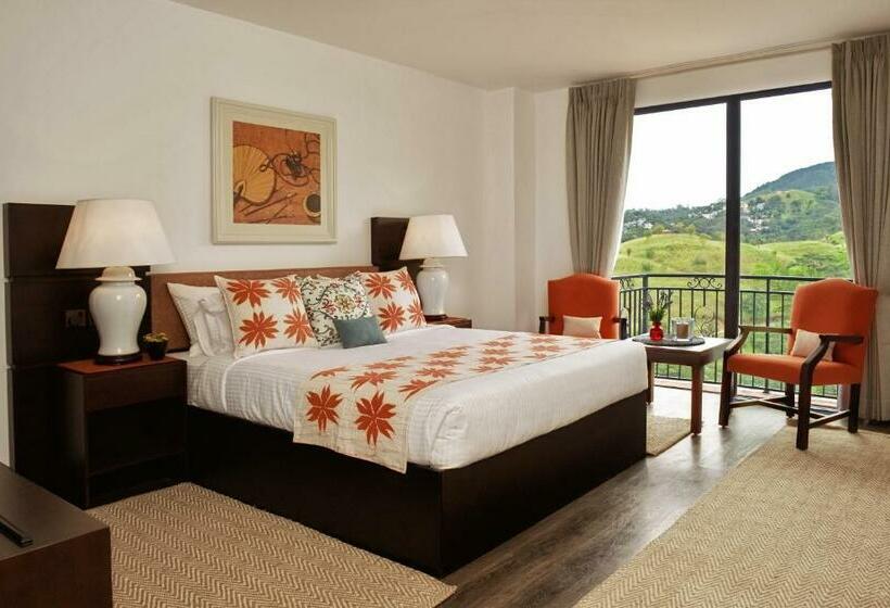 Quarto Deluxe, Fox Kandy