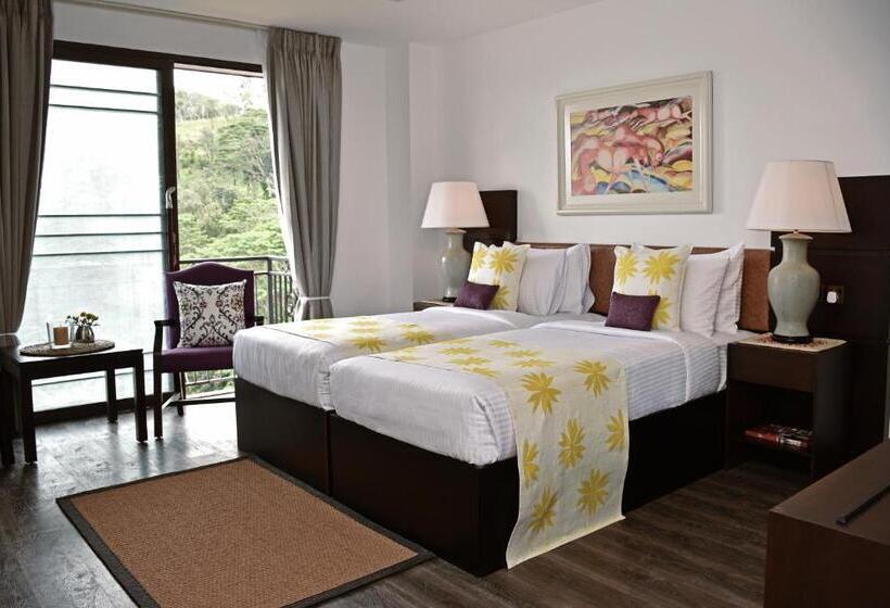 Quarto Deluxe, Fox Kandy