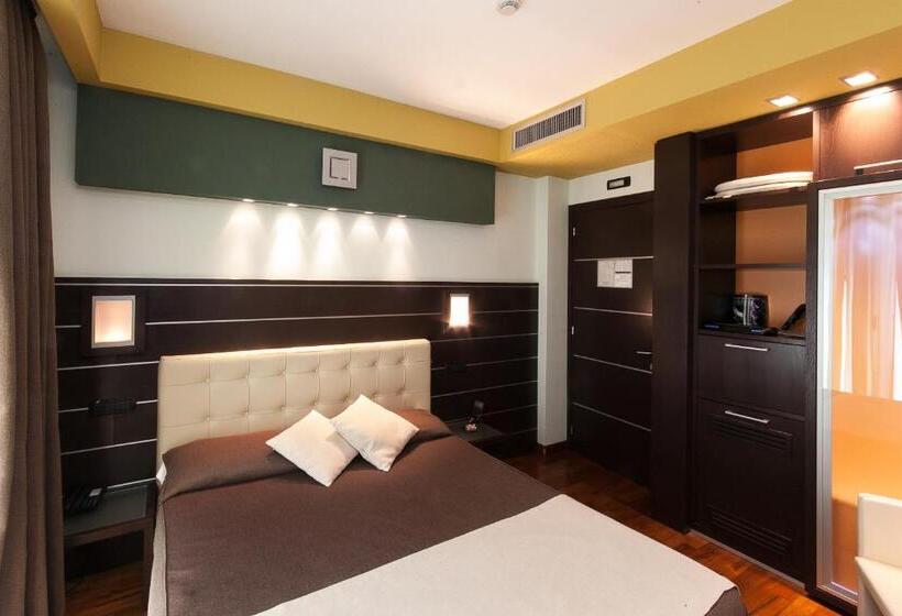 Camera Deluxe, Aurora