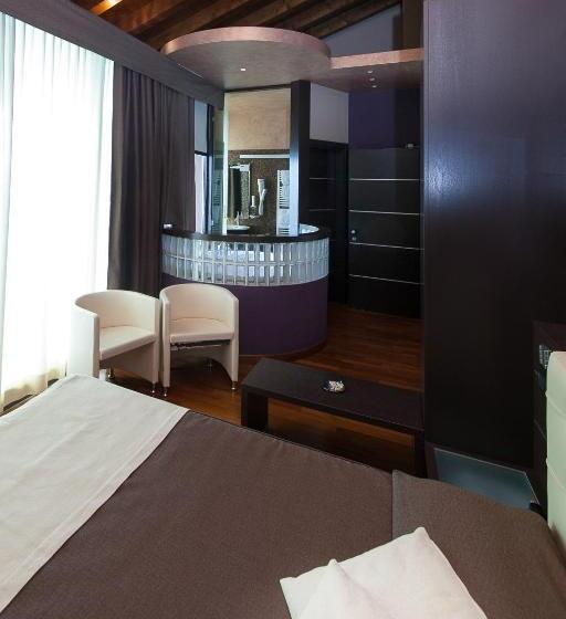 Suite Vista Lago, Aurora