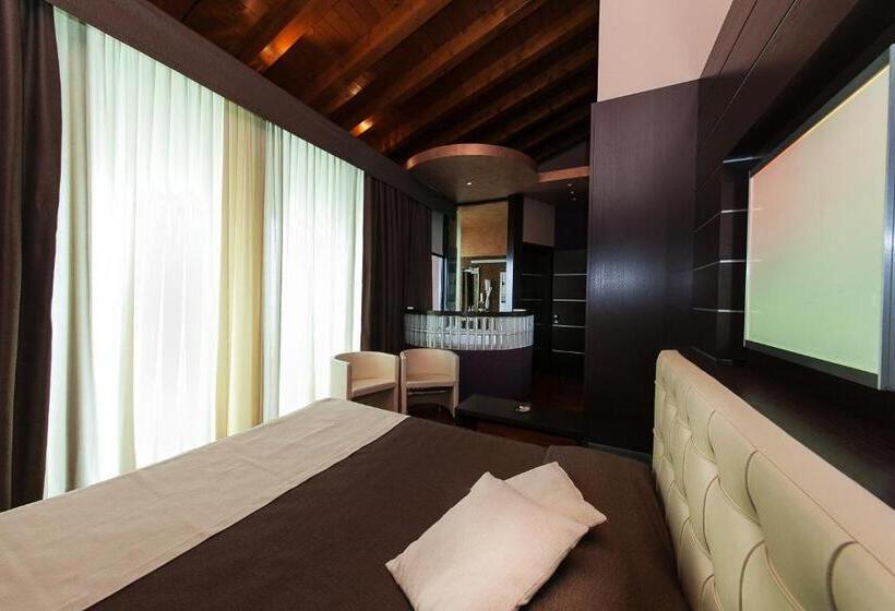 Suite Vista Lago, Aurora