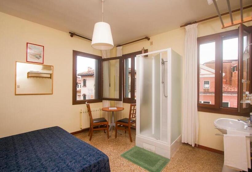 Quarto standard, Dalla Mora