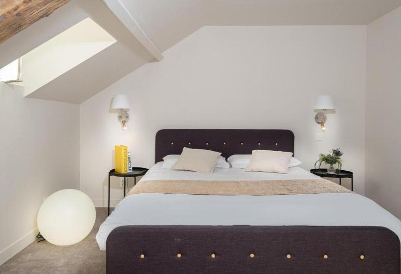 Habitació Estàndard, De Paris