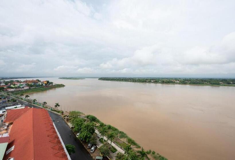 חדר דלוקס, Lbn Asian