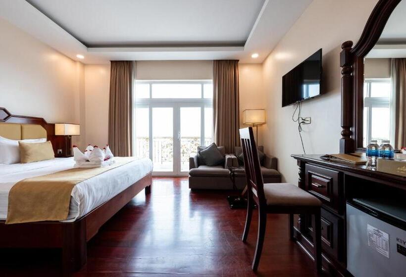 חדר דלוקס, Lbn Asian