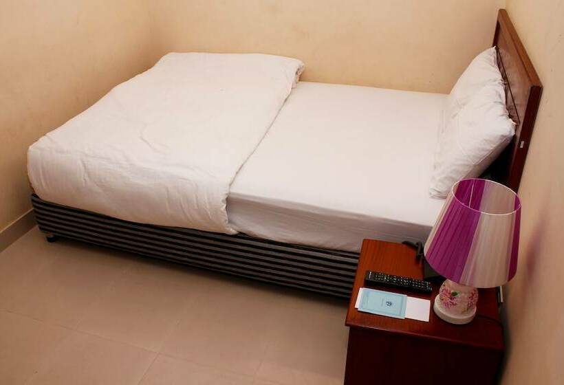 اتاق لوکس, Lighthouse Family Retreat