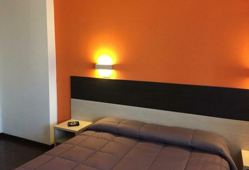 اتاق استاندارد, Milano