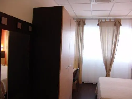 Habitación Estándar, Milano