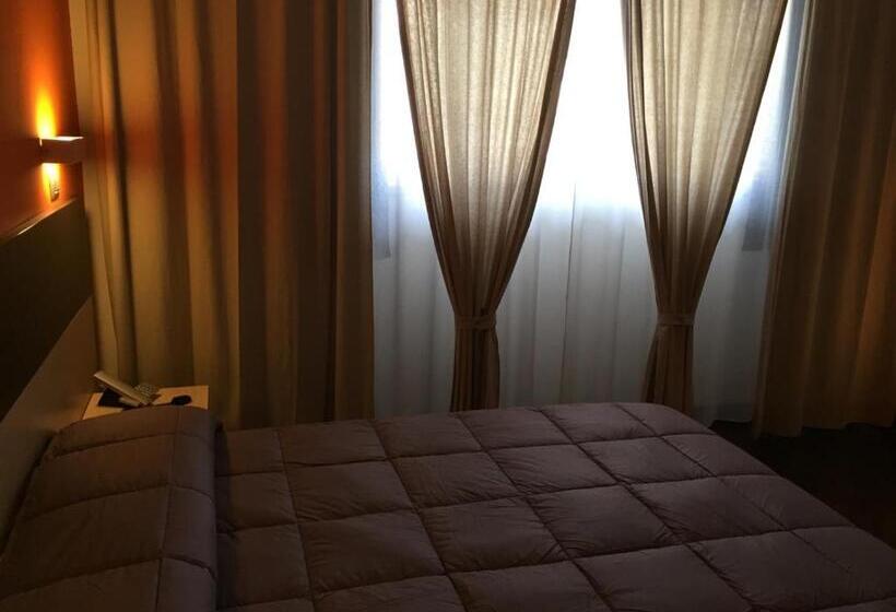 اتاق استاندارد, Milano