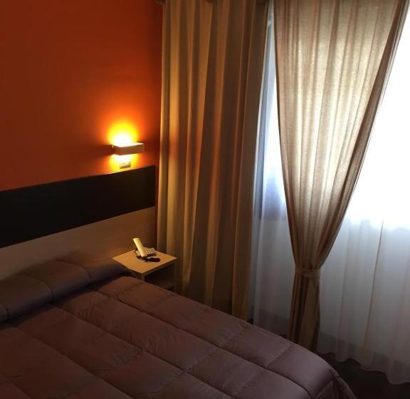 اتاق استاندارد یک نفره, Milano