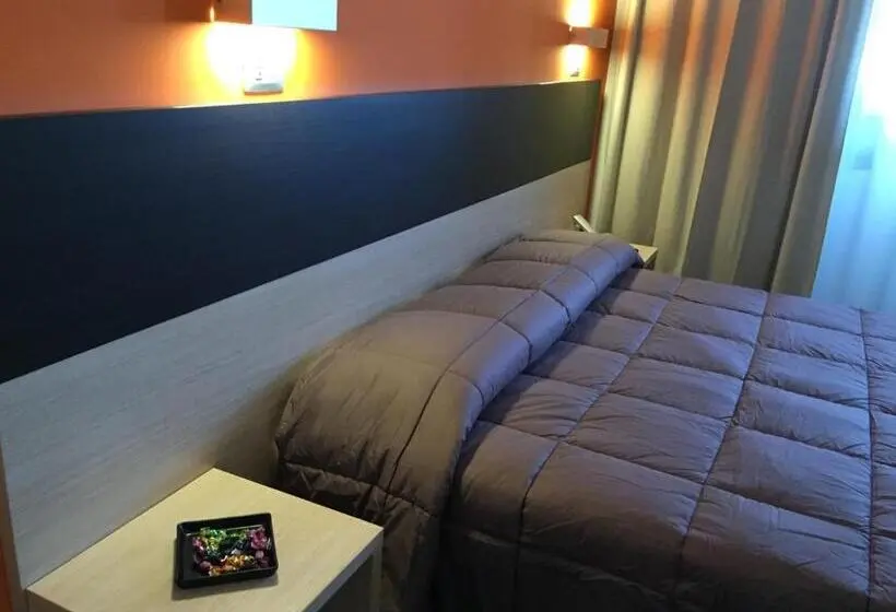 Habitación Estándar Individual, Milano