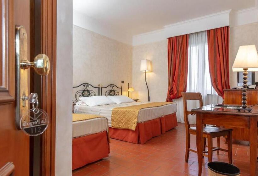 غرفة قياسية ثلاثية, Ristorante La Pergola