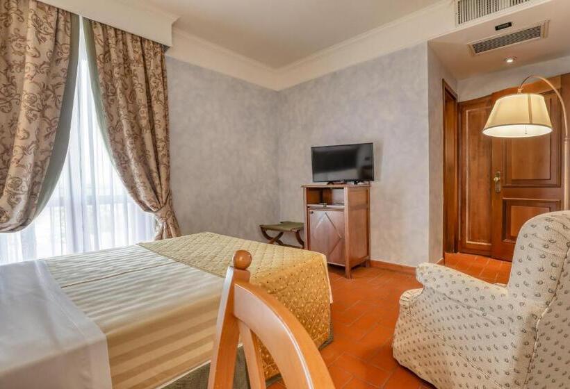 غرفة قياسية, Ristorante La Pergola