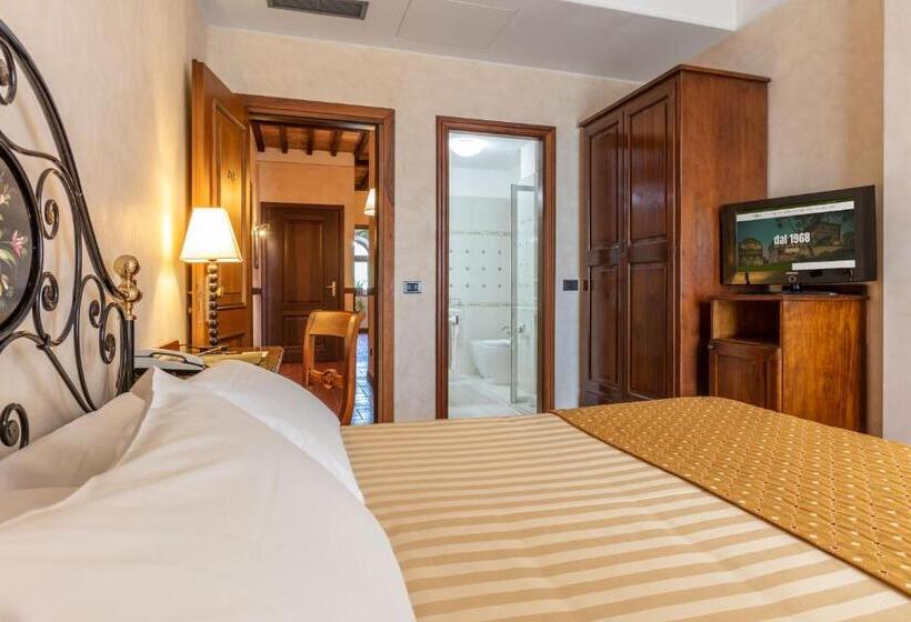 غرفة ديلوكس, Ristorante La Pergola