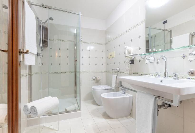 غرفة قياسية, Ristorante La Pergola