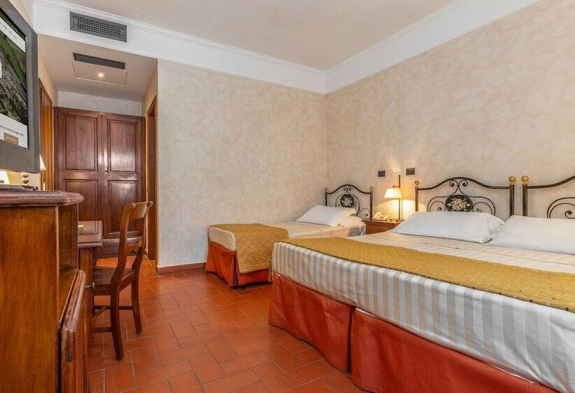 غرفة قياسية ثلاثية, Ristorante La Pergola