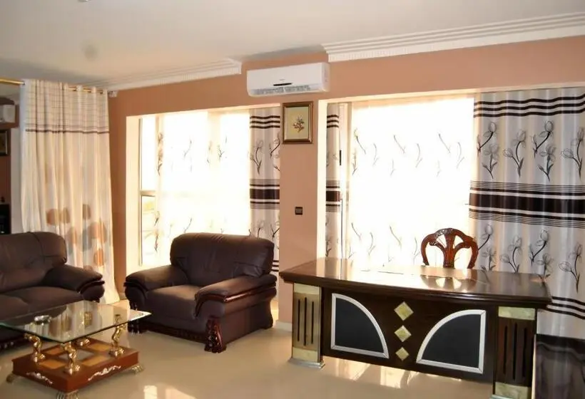 سوییت, Riviera Hotel Benin