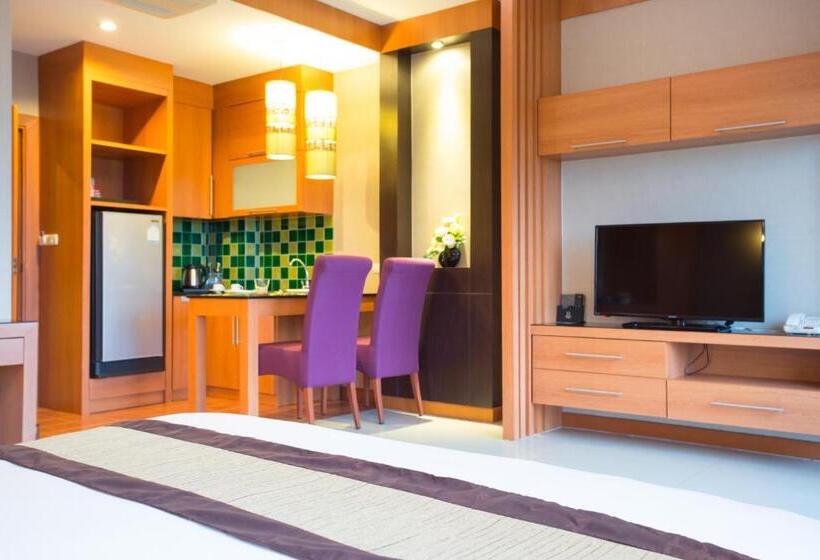 디럭스 룸, Romantic Khon Kaen