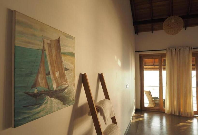 غرفة ديلوكس مطلّة علي البحر مزوَّدة بشُرفة, The Seascape