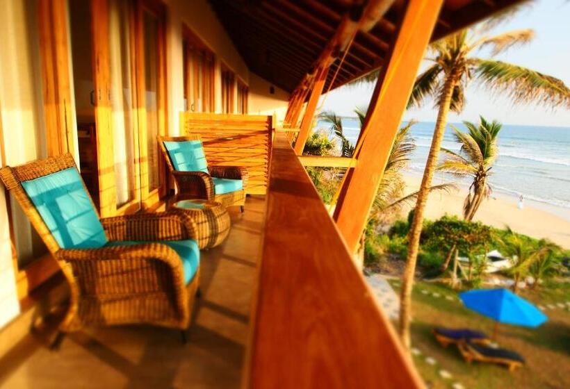 غرفة قياسية مطلّة علي البحر مزوَّدة بشُرفة, The Seascape