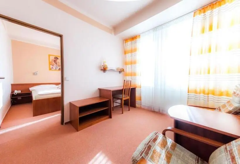 Suite, Vsacan