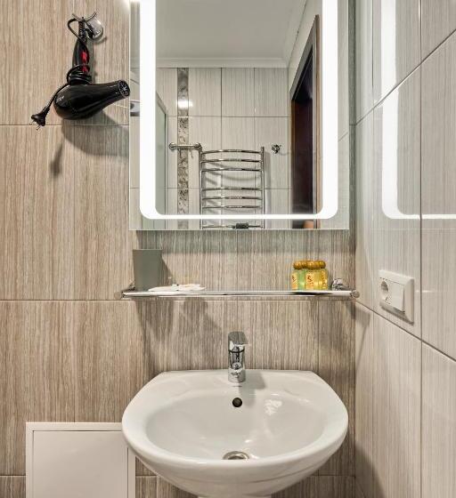 Quarto Triplo Superior, Zaporizʹka Sich