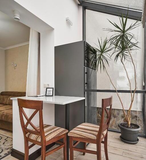 Apartamento 1 Dormitório, Zaporizʹka Sich