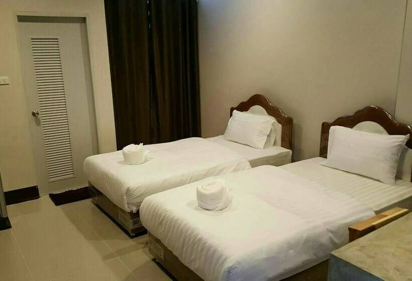 غرفة قياسية, Naiya Place