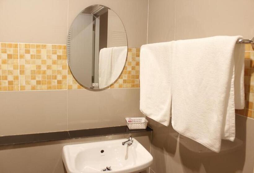 غرفة قياسية, Naiya Place