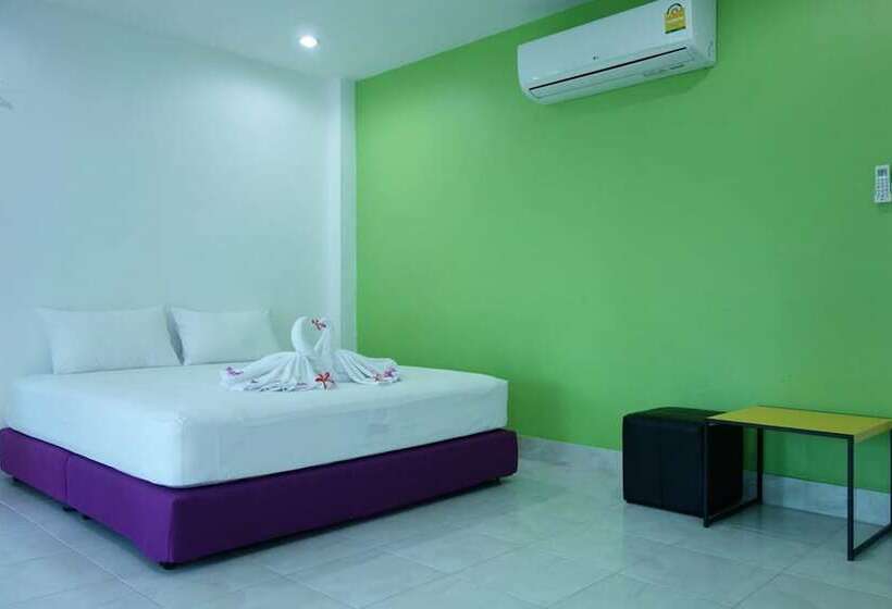 بانگلوی سوپریور, Mook Ing Lay