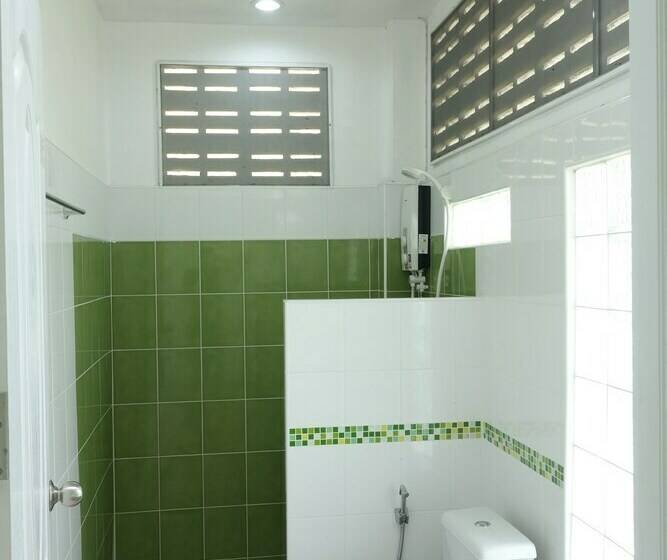 بانگلوی سوپریور, Mook Ing Lay