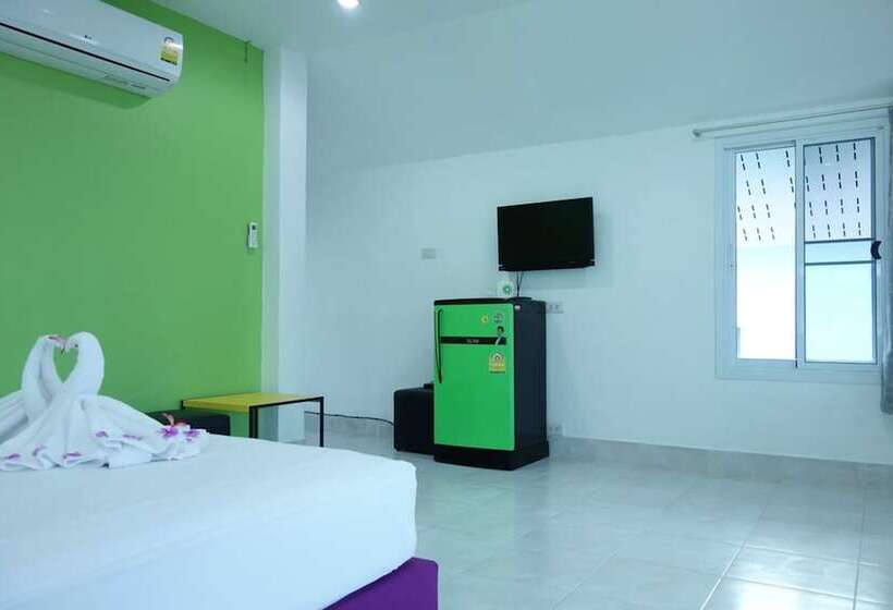 بانگلوی سوپریور, Mook Ing Lay