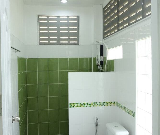 بانگلوی سوپریور, Mook Ing Lay