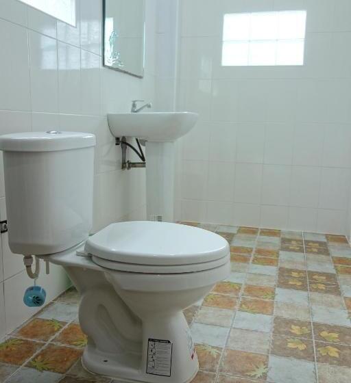 ویلای استاندارد با چشمانداز باغ, Mook Ing Lay