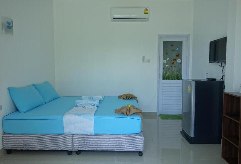 اتاق استاندارد اینتریور, Mook Ing Lay