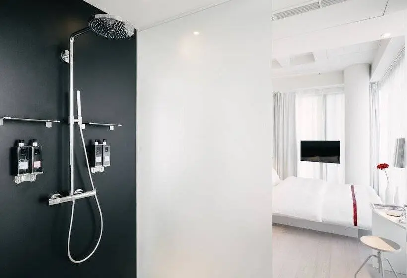 StandaardKamer, Ruby Lilly Hotel Munich