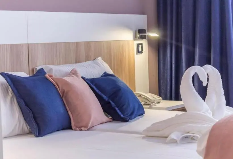 آپارتمان 1 خوابه با بالکن, Airport Hotel Garni