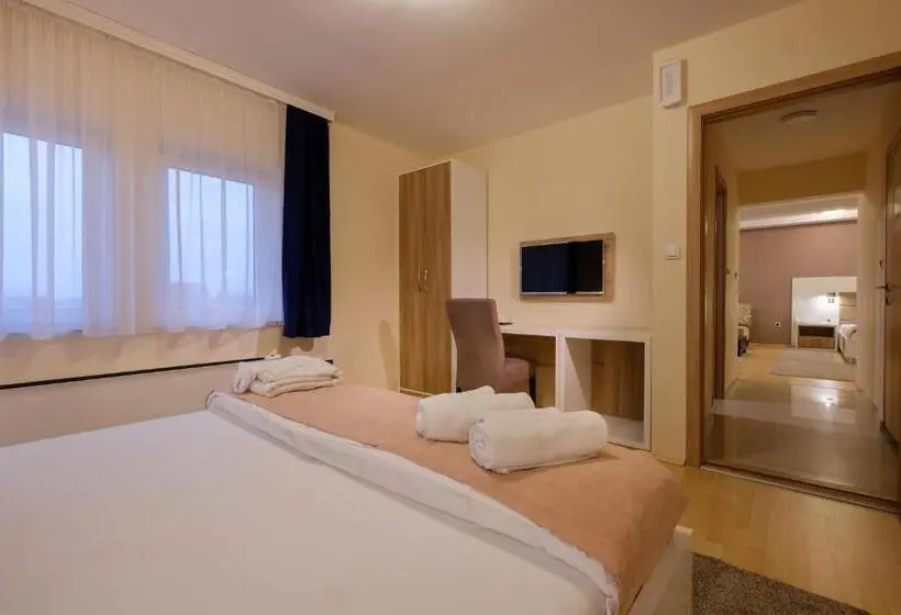 آپارتمان سوپریور 1 خوابه, Airport Hotel Garni