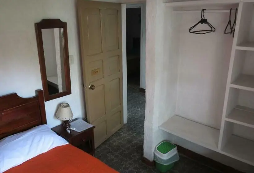 ガーデンビュースタンダードルーム, Hostal La Cazihita