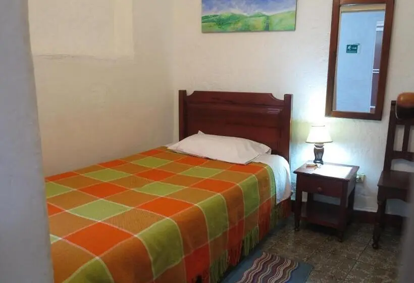 スタンダードシングルルーム, Hostal La Cazihita